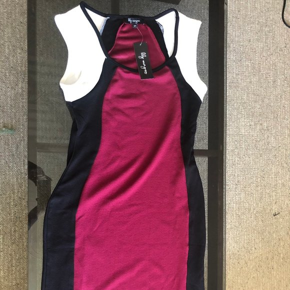 Women's dress - Picture 1 of 2